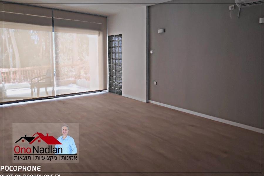 דירת ארבעה חדרים למכירה בקרית אונו