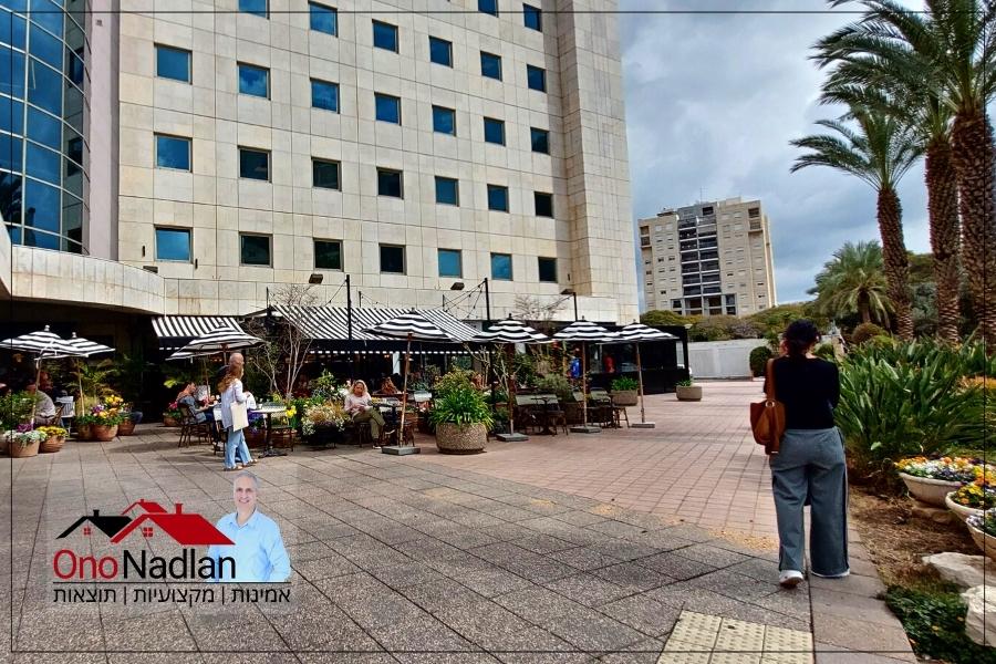 משרד להשכרה בבית אפי יהוד מונוסון